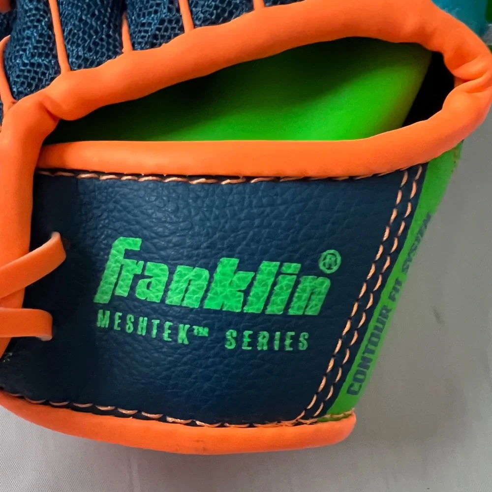 Franklin youth Meshtek TeeBall Glove baseball Right Hand Throw Blue Orange 9.5